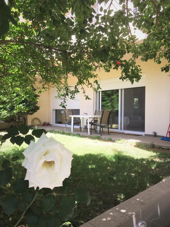 Rose Garden Apartment Kalamata Ngoại thất bức ảnh