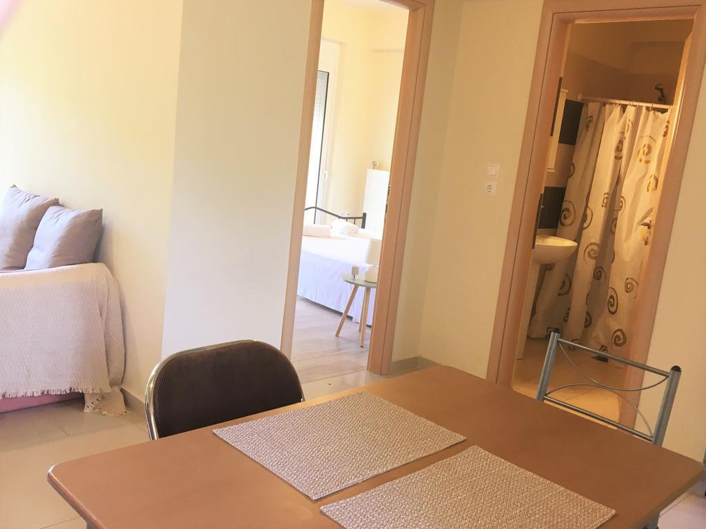 Rose Garden Apartment Kalamata Ngoại thất bức ảnh