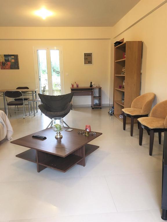 Rose Garden Apartment Kalamata Ngoại thất bức ảnh